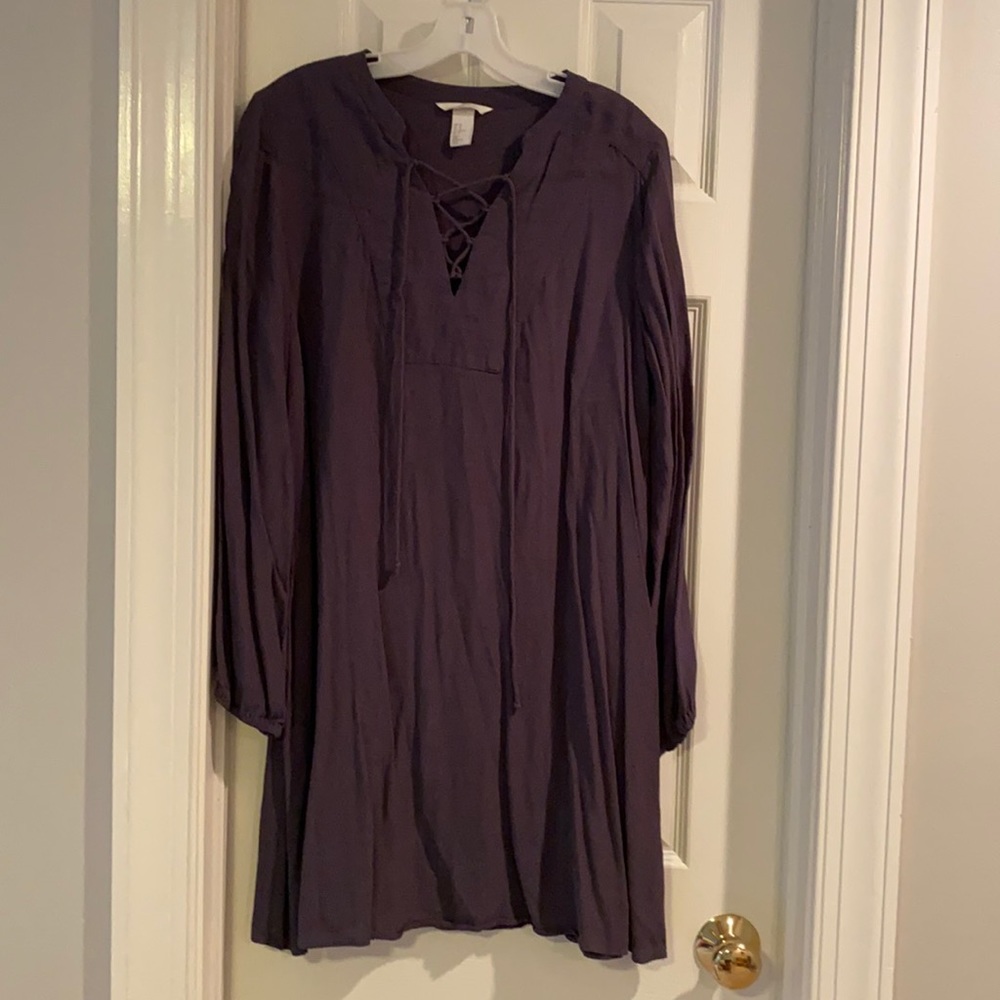 H&M size 12 casual dress. Can dress up or wear down.